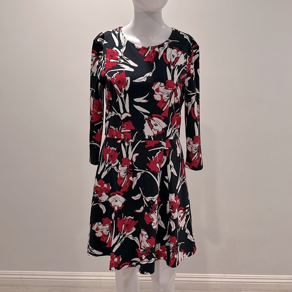 Banana Republic Floral 3/4 Sleeve Mini Dress - Picture 2 of 3